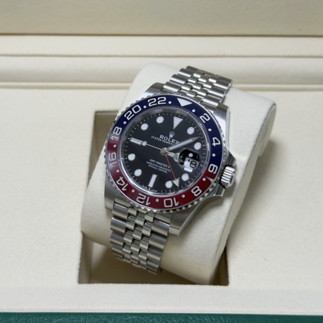 Rolex GMT-Master II Pepsi Jubilee Bracelet 40mm Ref: 126710BLRO (2020)