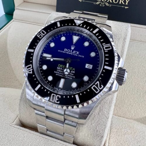 Brand new and second-hand luxury watches and bags for sale