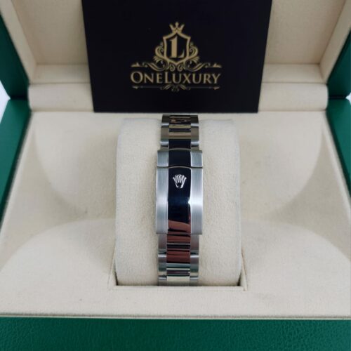 Brand new and second-hand luxury watches for sale
