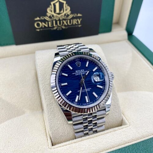 Brand new and second-hand luxury watches for sale