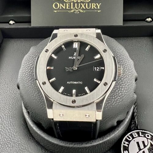 Brand new and second-hand luxury watches and bags for sale