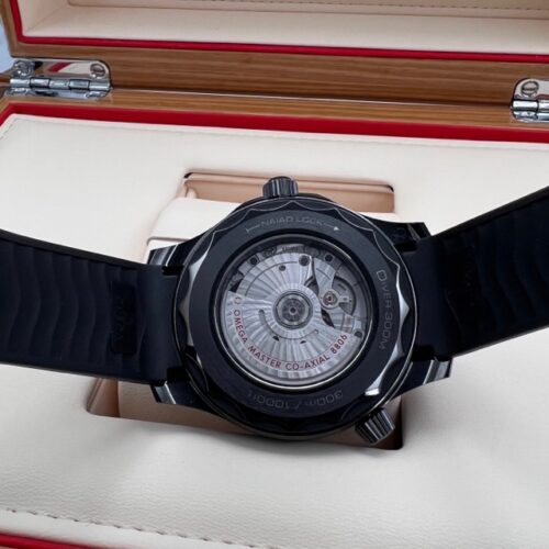 Brand new and second-hand luxury watches and bags for sale