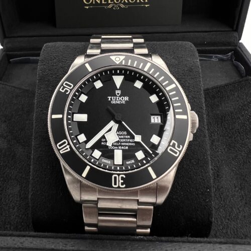 Brand new and second-hand luxury watches and bags for sale