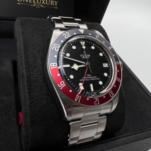 Brand new and second-hand luxury watches and bags for sale
