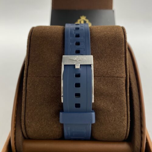 Brand new and second-hand luxury watches and bags for sale