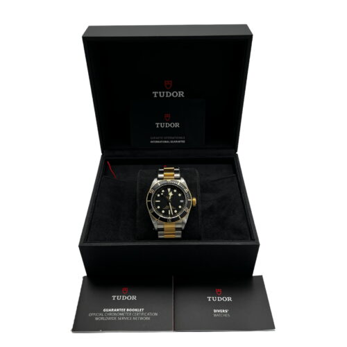 Brand new and second-hand luxury watches and bags for sale