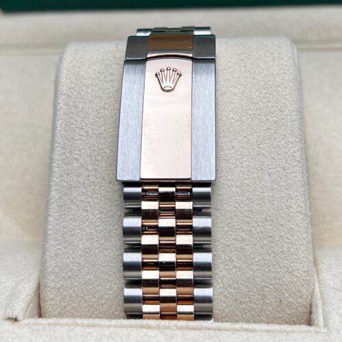 Brand new and second-hand luxury watches and bags for sale