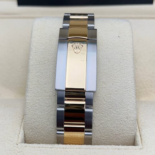 Brand new and second-hand luxury watches and bags for sale