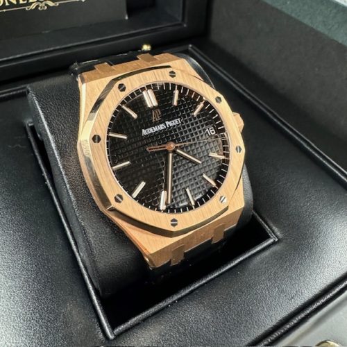 Brand new and second-hand luxury watches and bags for sale