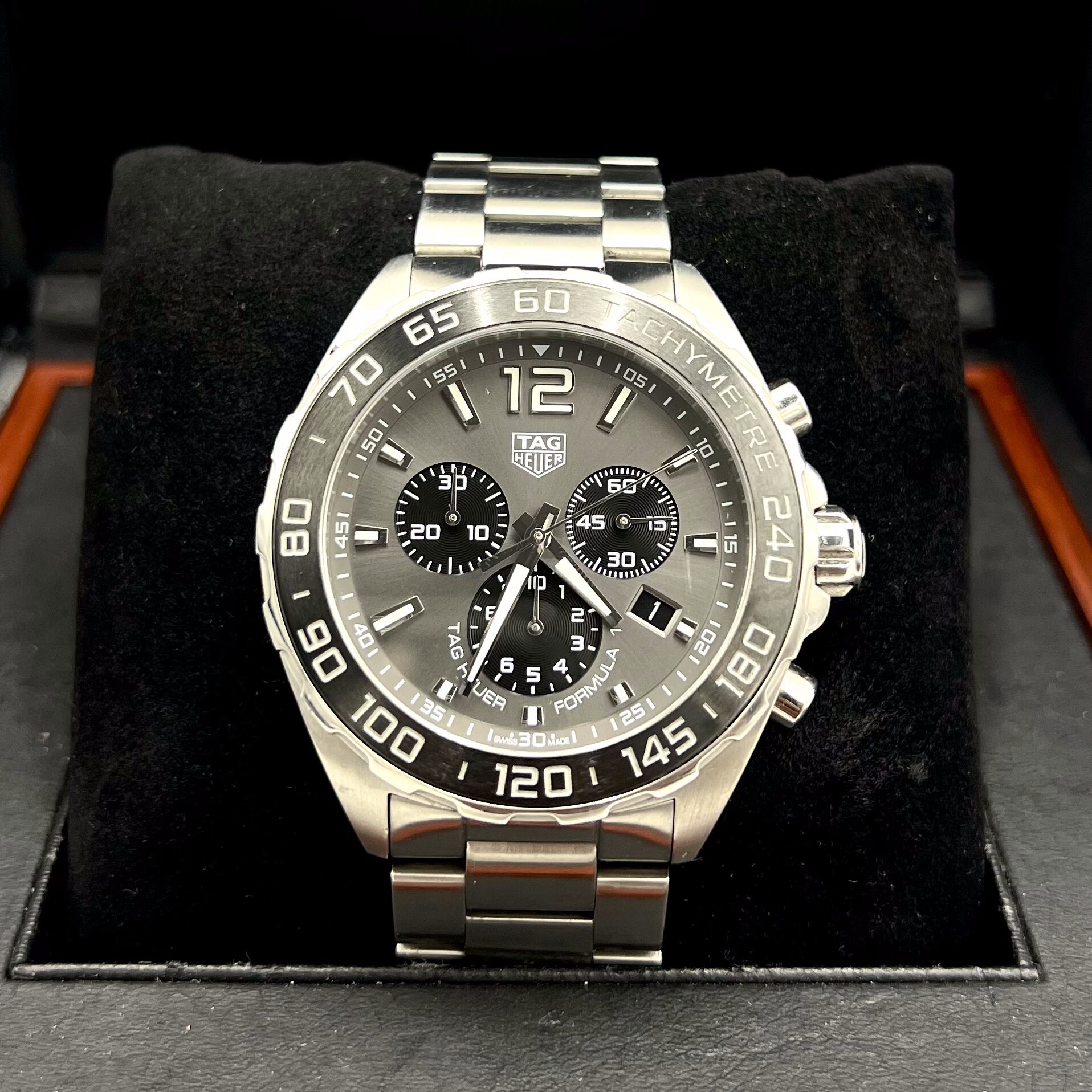 Tag Heuer Formula 1 Quartz Chronograph 43mm Ref: CAZ1011