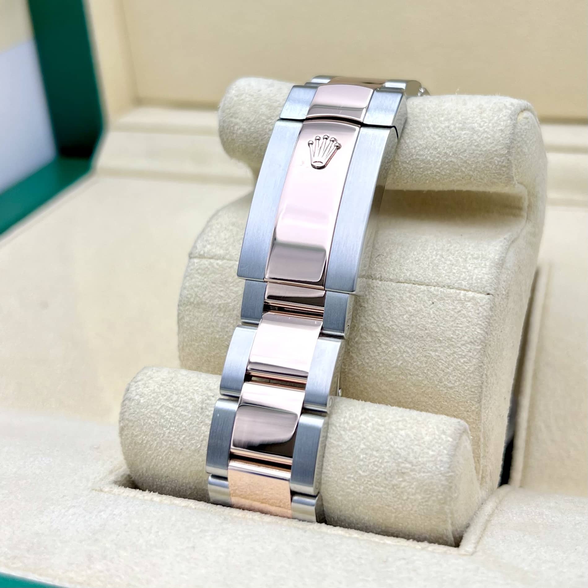 Rolex Datejust 41 Rose Gold/Steel Sundust  Dial Ref: 126331