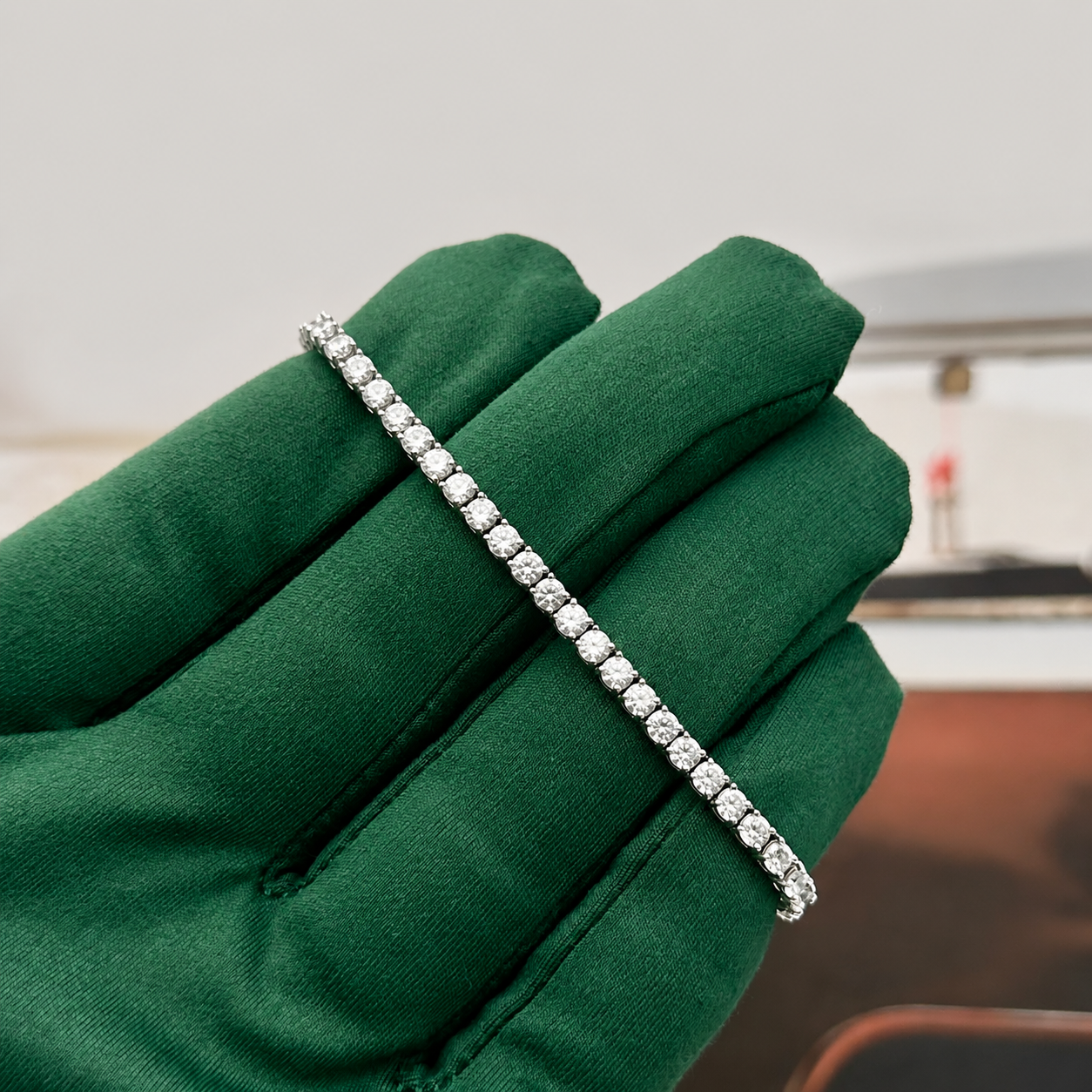 18ct White Gold Diamond Tennis Bracelet 6.71ct