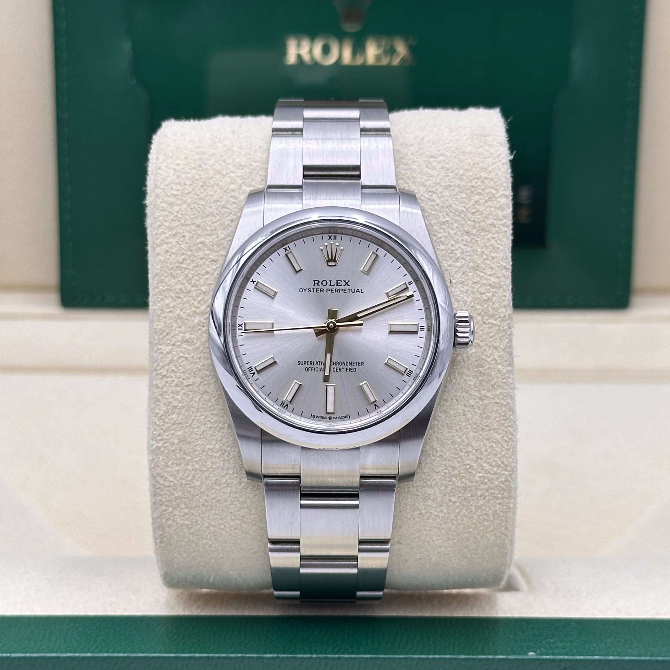 Rolex Oyster Perpetual 34mm Silver Dial Ref: 124200 (2021)