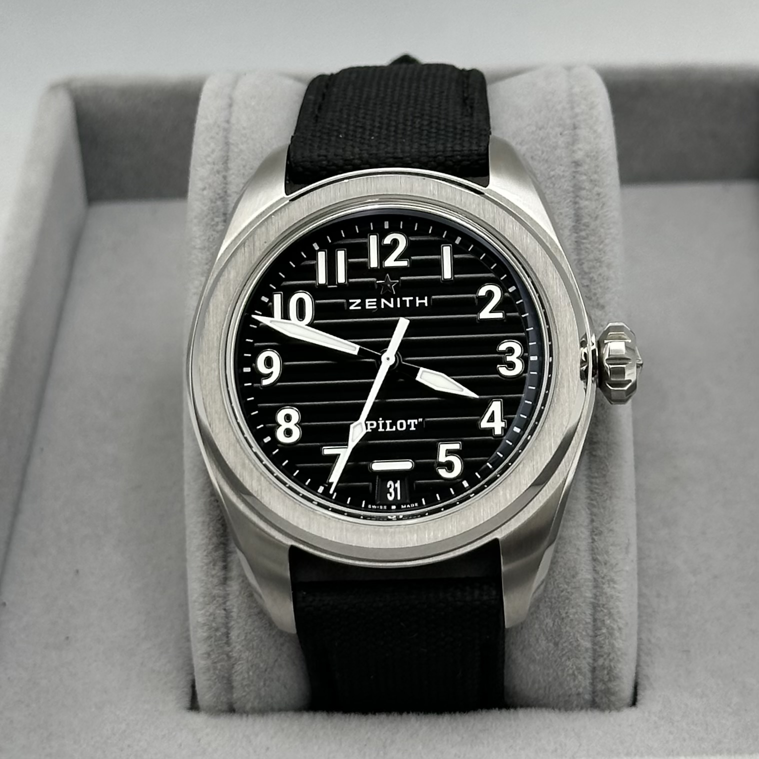 Zenith Pilot 40mm Ref: 03.4000.3620