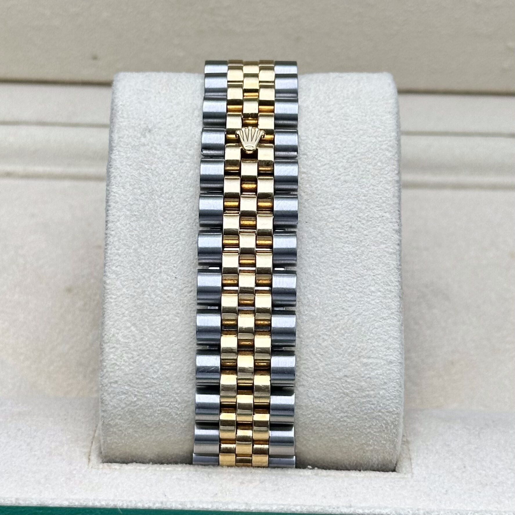 Rolex Datejust 36mm White dial Fluted bezel Ref: 116233