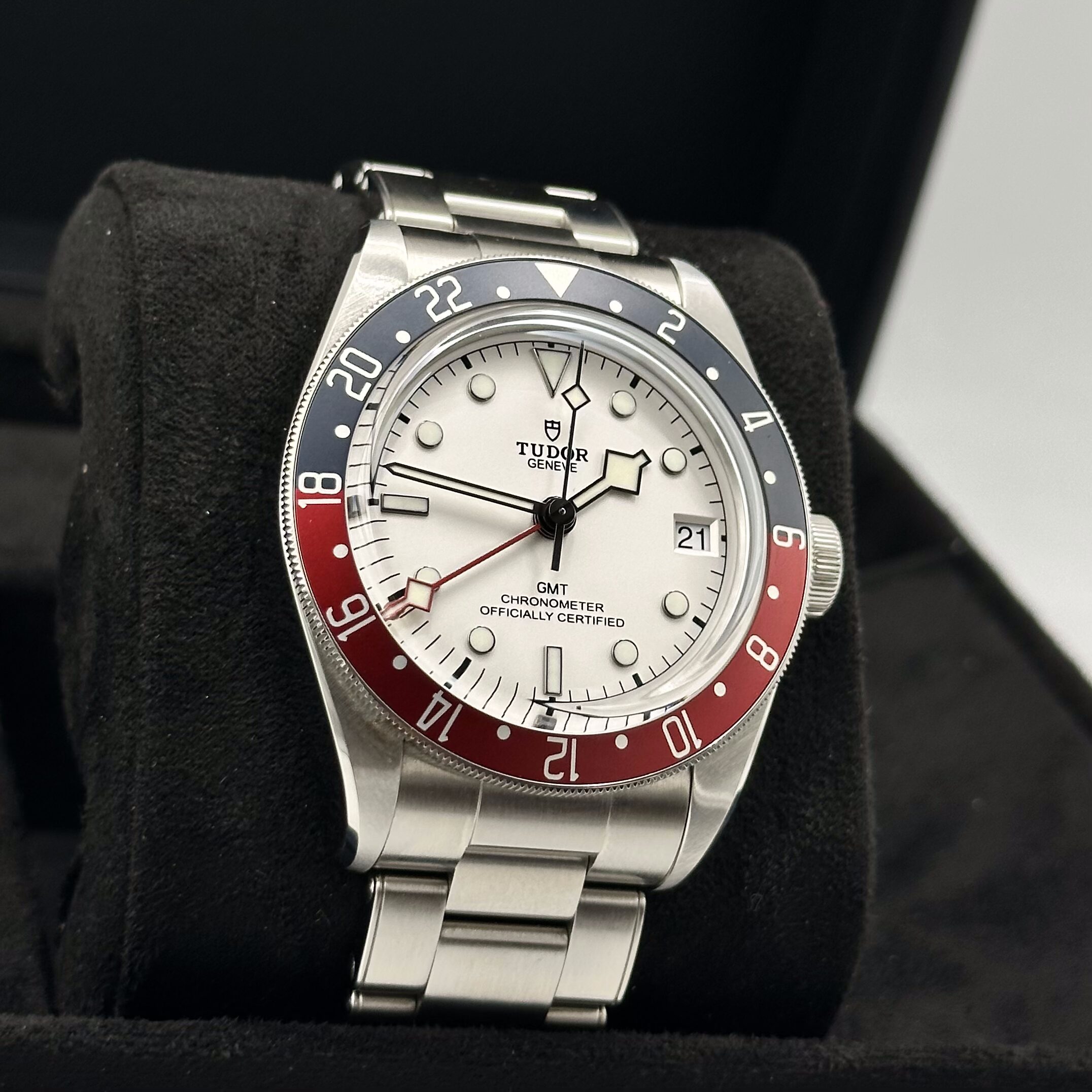Tudor Black Bay GMT Opaline white Dial 41mm Ref: 79830RB