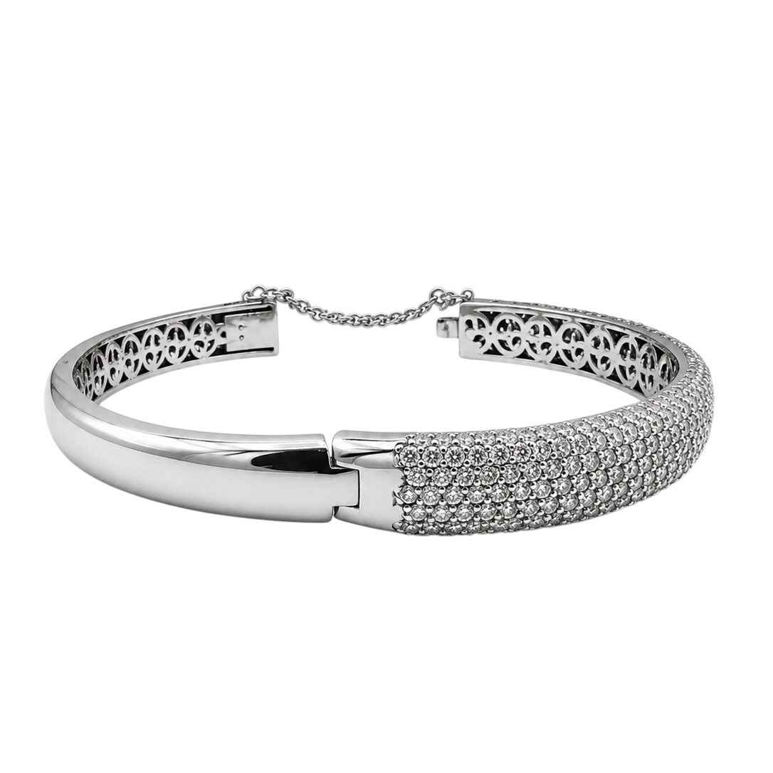 18ct White Gold Pavé Set Diamond Bracelet