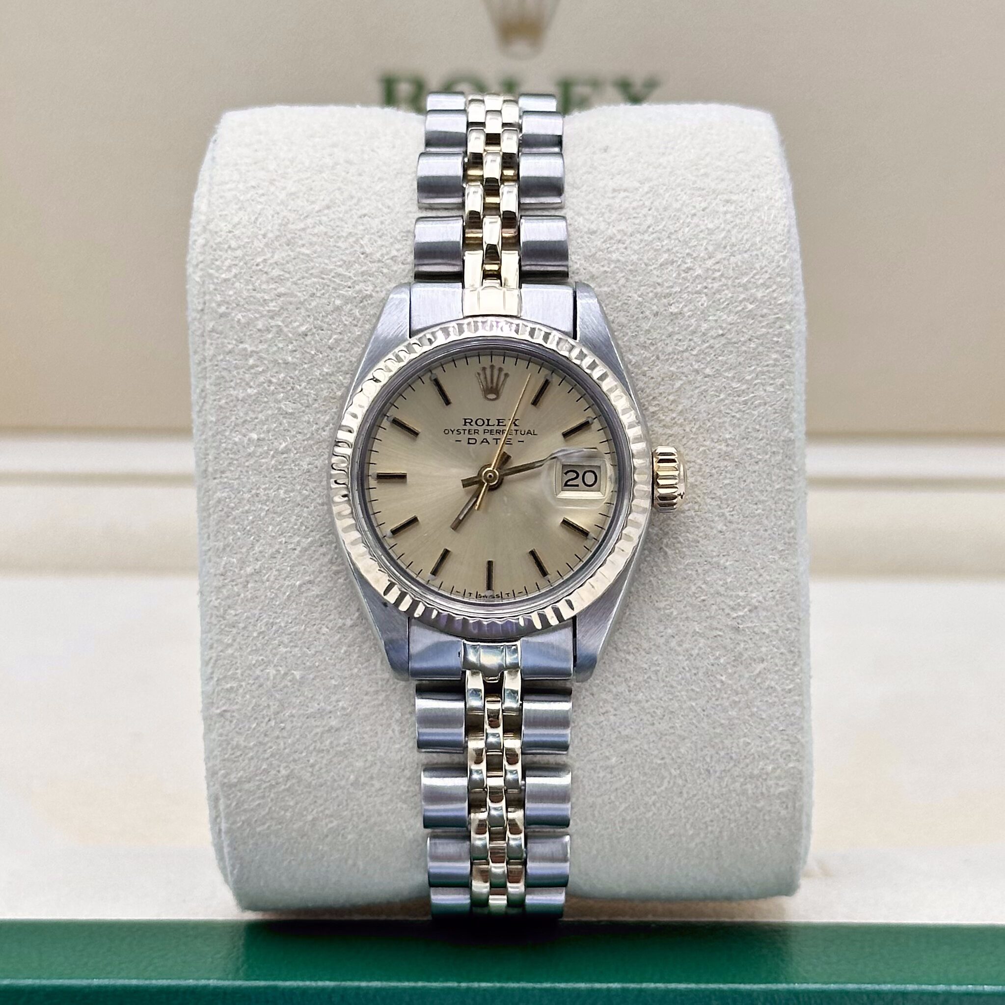 Rolex Oyster Perpetual Date Ref: 6917