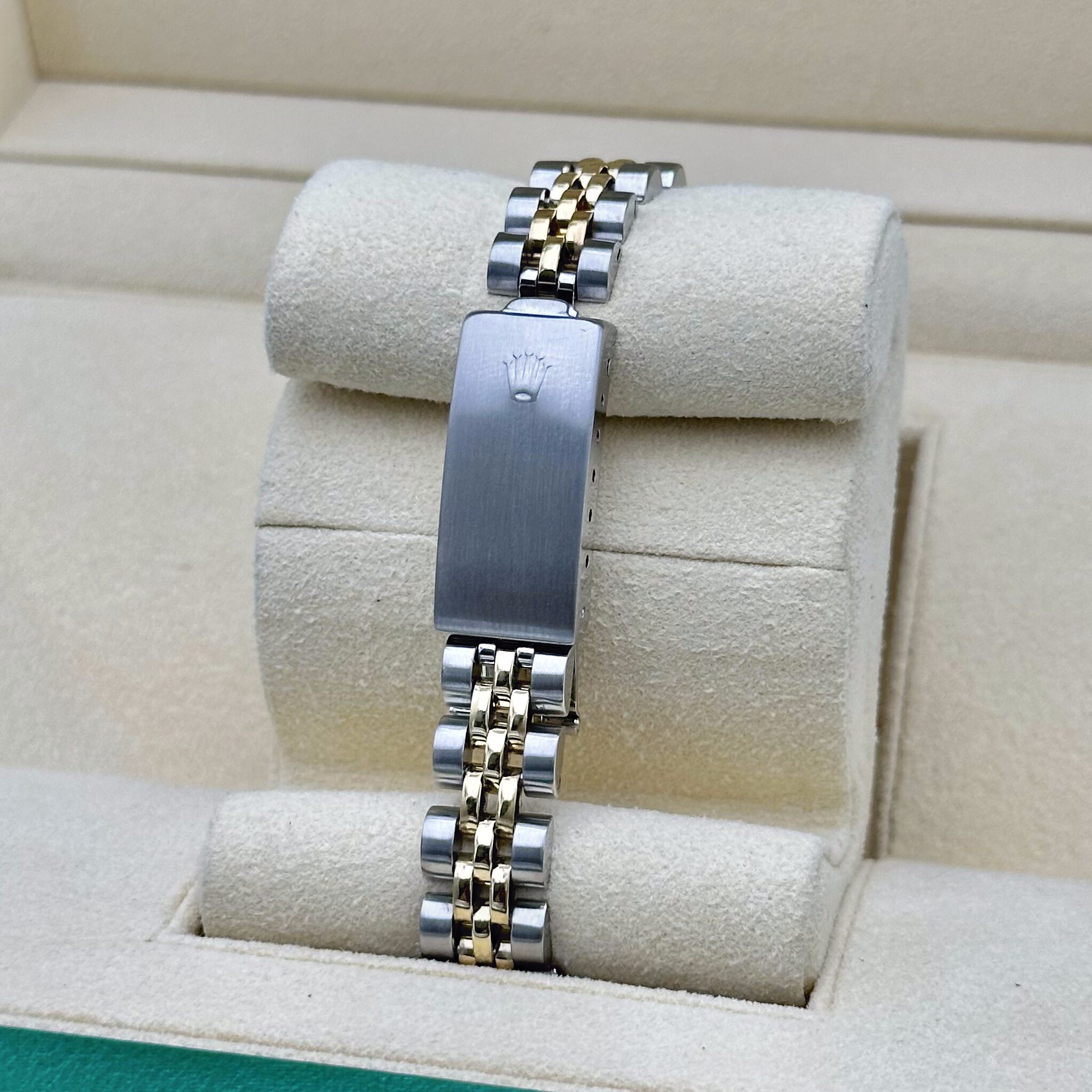 Rolex Oyster Perpetual Date Ref: 6917