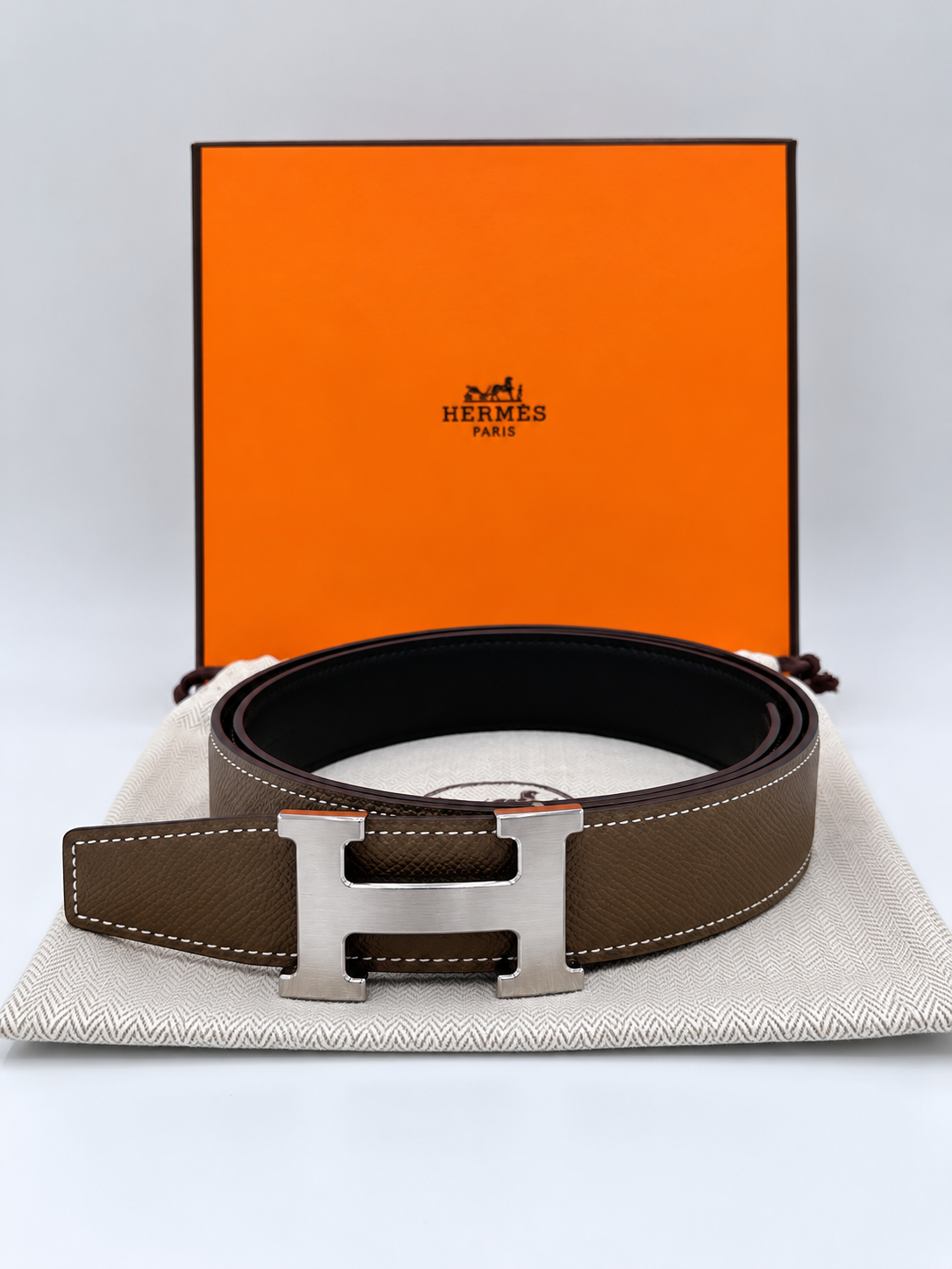 Hermes H belt Buckle and reversible leather strap Size 95 cm