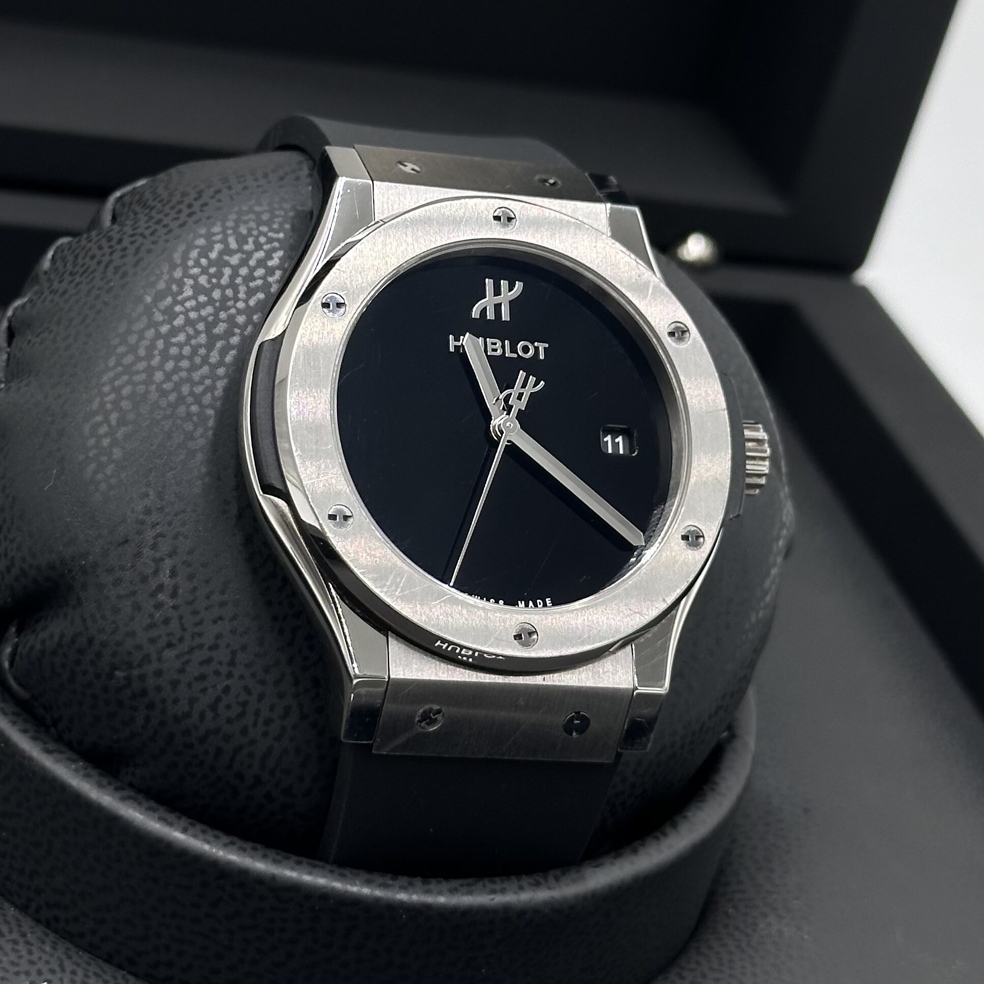 Hublot Classic Fusion 38mm Titanium