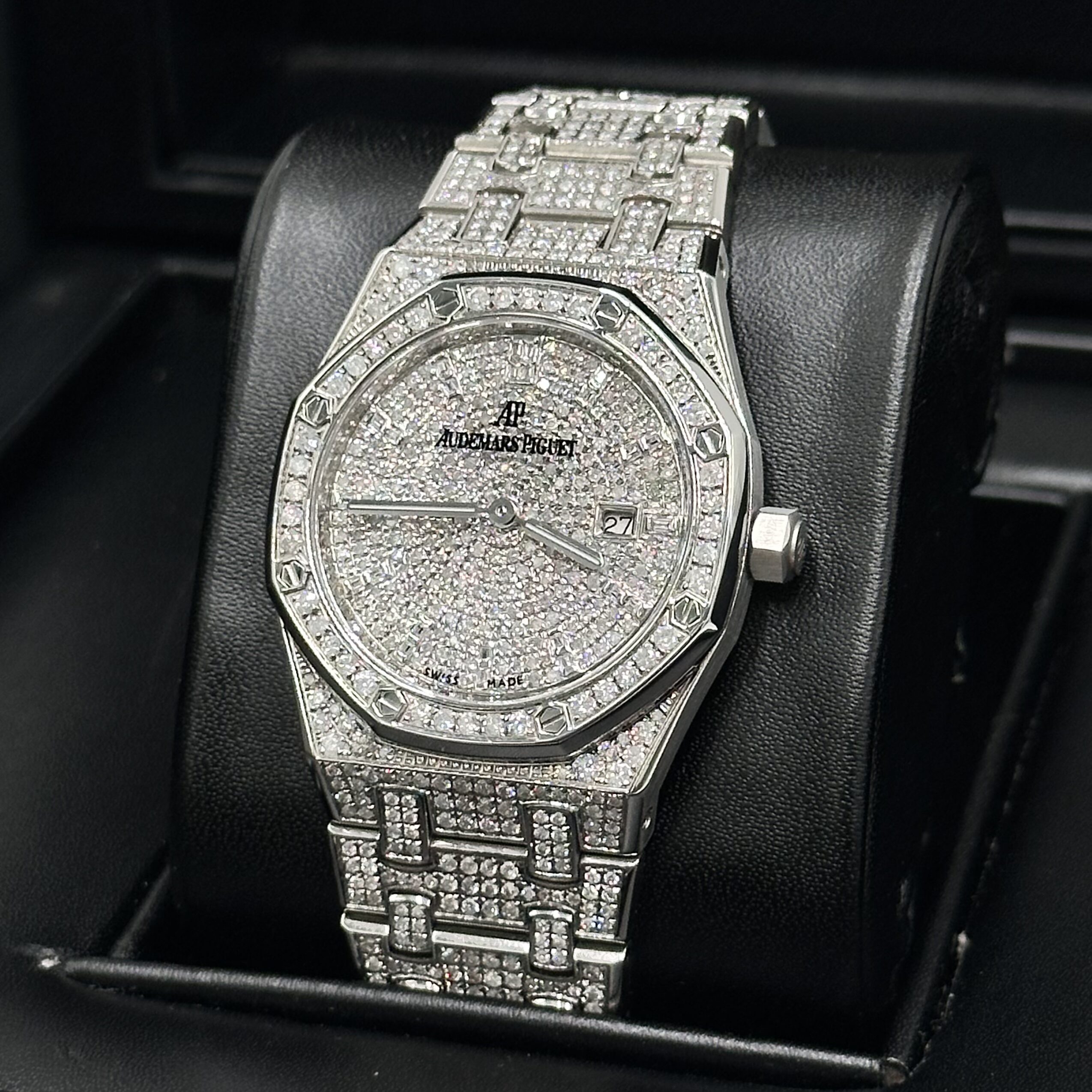 Audemars Piguet Royal Oak Lady Iced Out Ref: 67650ST