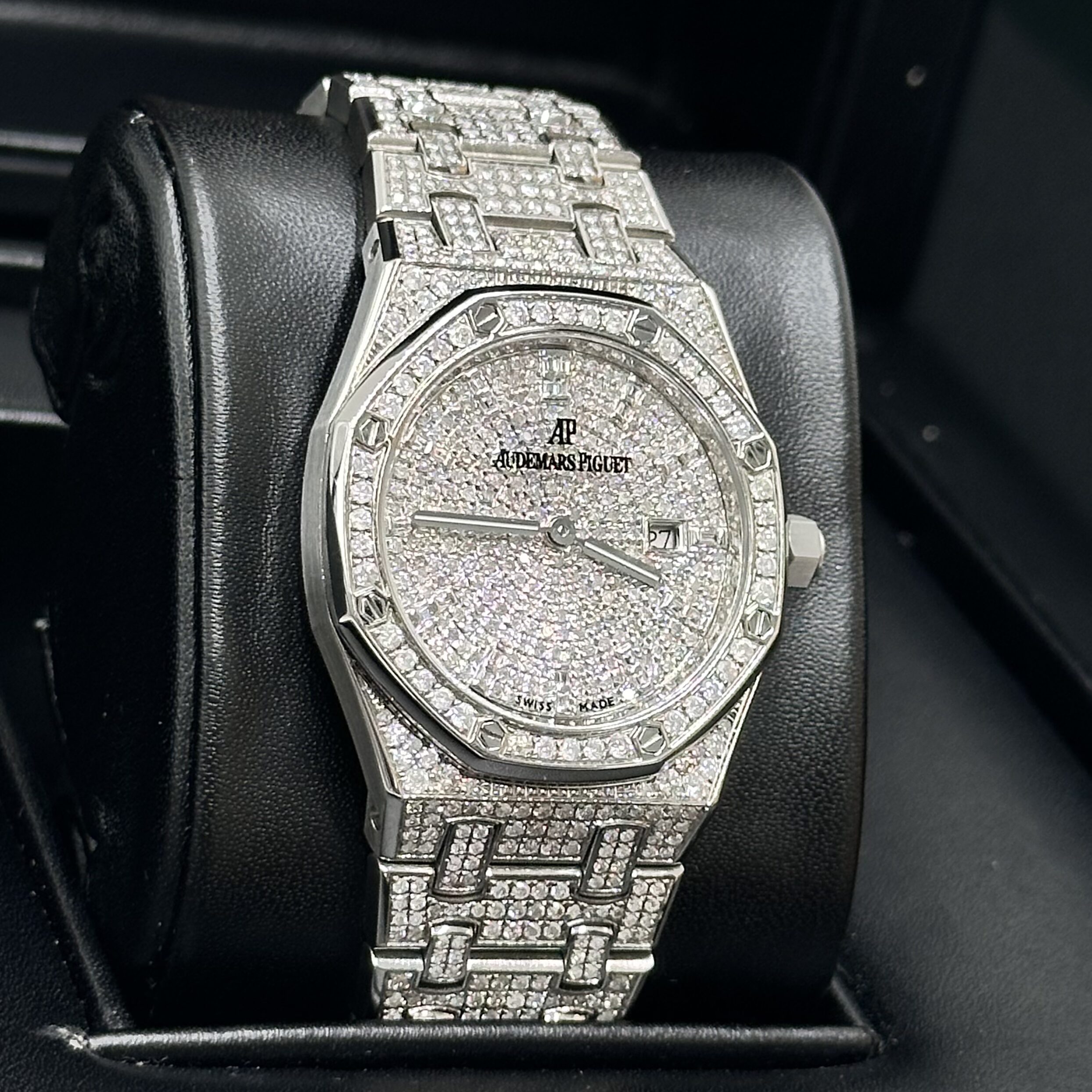Audemars Piguet Royal Oak Lady Iced Out Ref: 67650ST